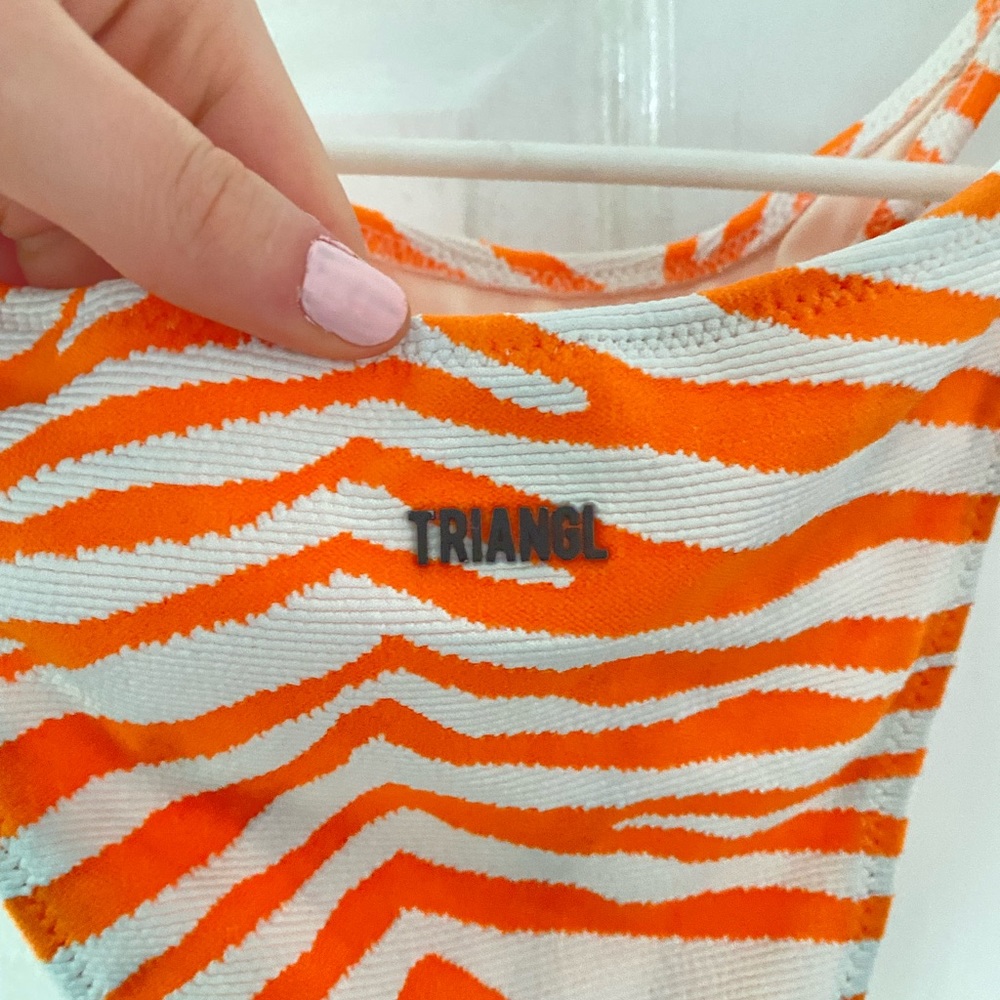 Triangle Bikini - Picture 5 of 11